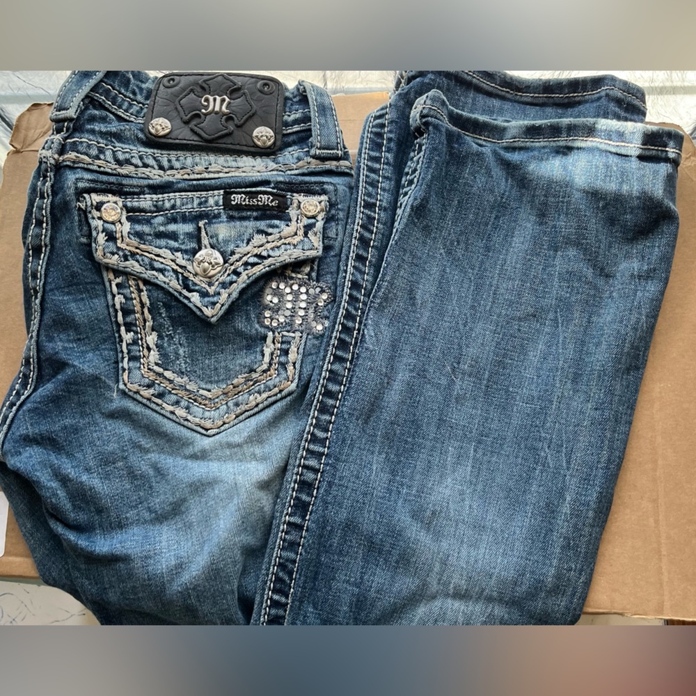 Size 25 distress miss me jeans
